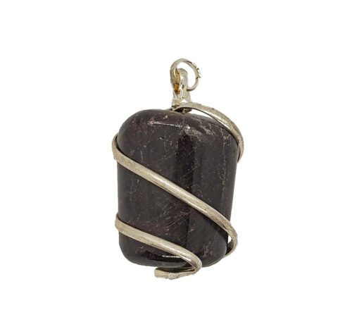 Garnet pendant