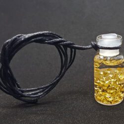 Neck bottle with gold nuggets large size
