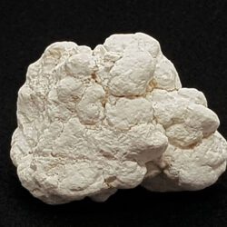Raw magnesite medium piece
