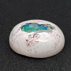 Opal cabochon