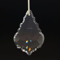 Crystal leaf with hole