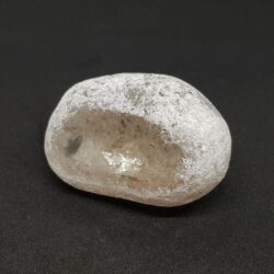 Quartz river stone 1