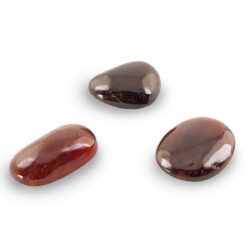 Smooth rhodolite garnet 1